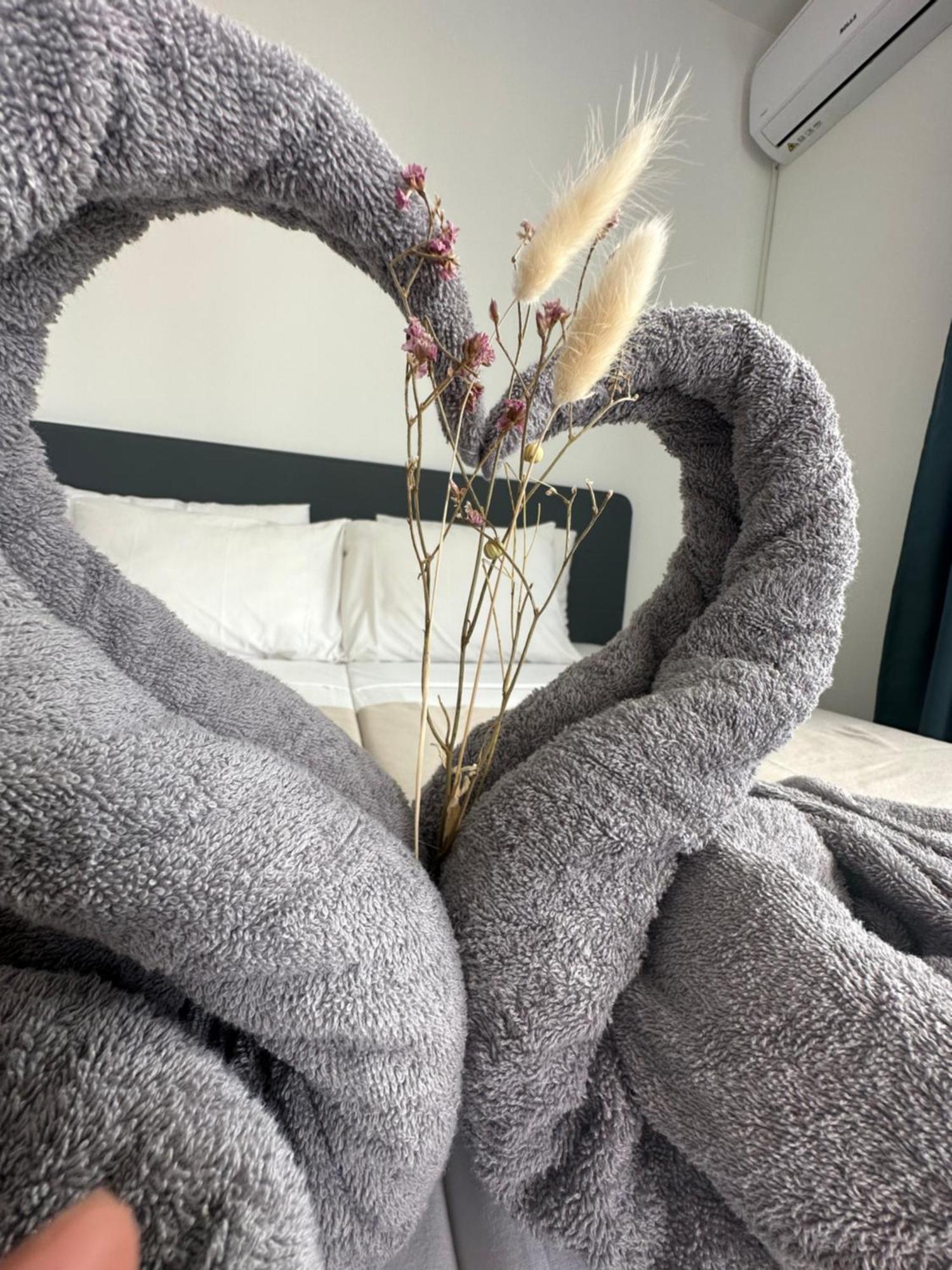 איה נאפה Sun Plaza Suites - Adults Only מראה חיצוני תמונה
